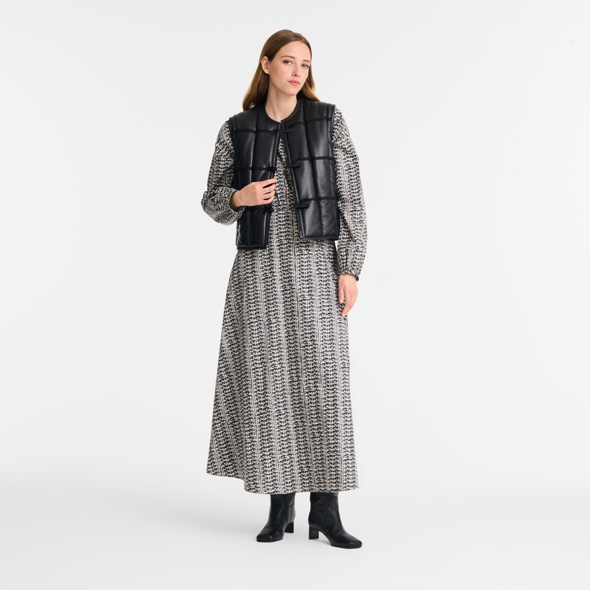 Sleeveless cardigan / Black - Leather - Image 2