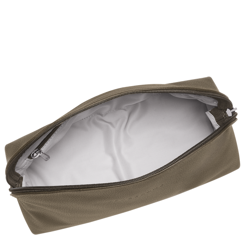 Le Foulonné Toiletry case / Caper - Leather - Image 10