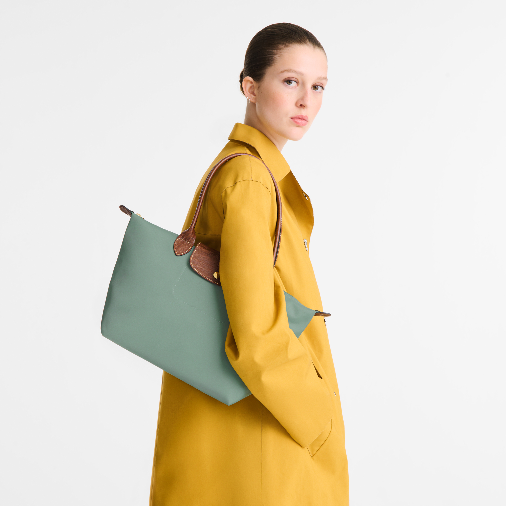 Le Pliage Original M Tote bag / Celadon - Recycled canvas - Image 2